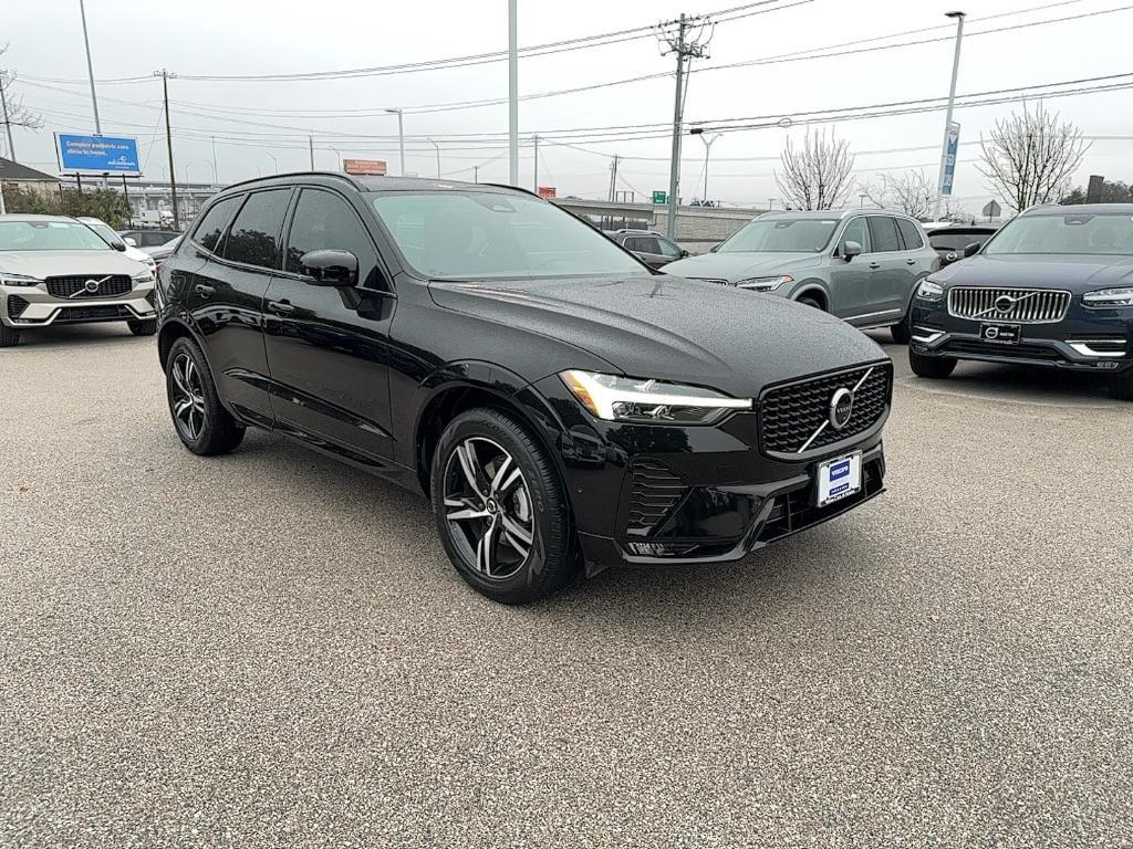 used 2022 Volvo XC60 car, priced at $34,995