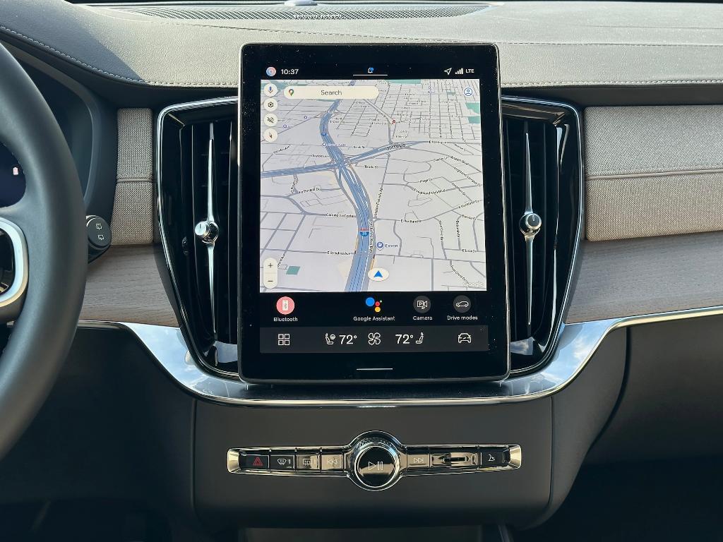 new 2026 Volvo XC90 car, priced at $71,825