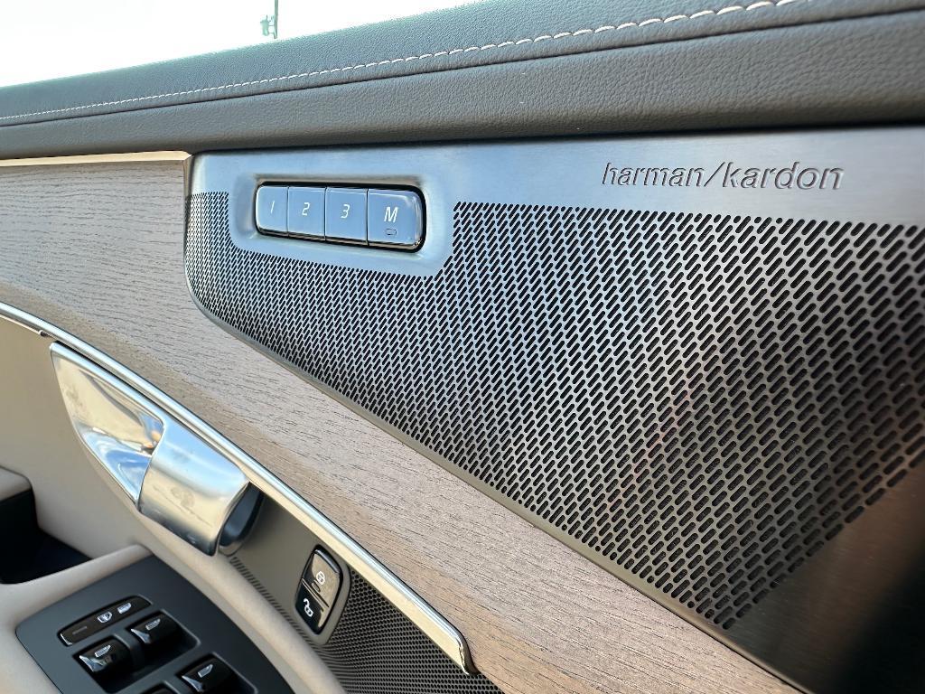 new 2026 Volvo XC90 car, priced at $71,825