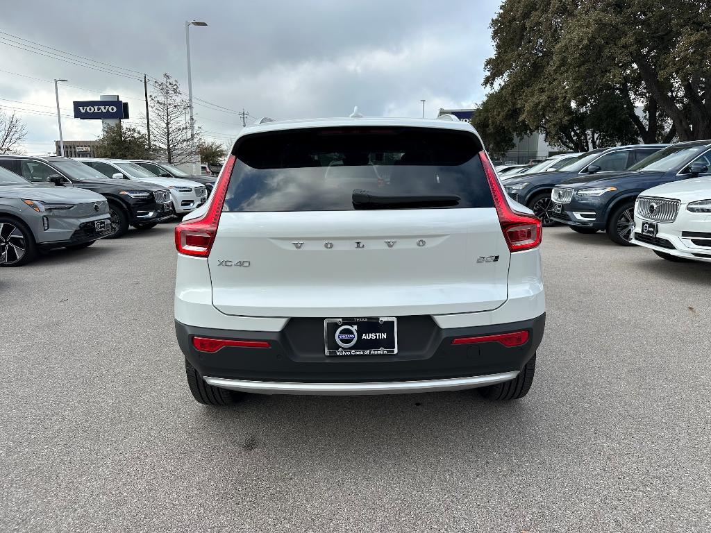 new 2025 Volvo XC40 car, priced at $44,845