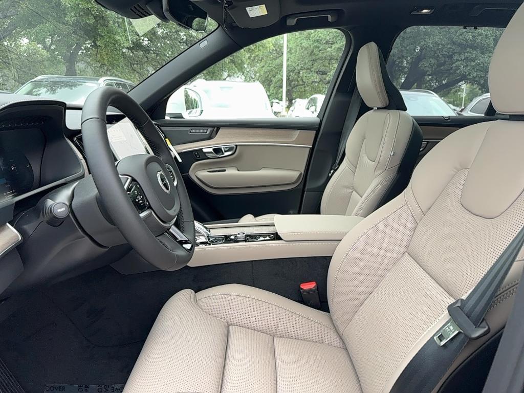 new 2025 Volvo XC90 Plug-In Hybrid car, priced at $82,405