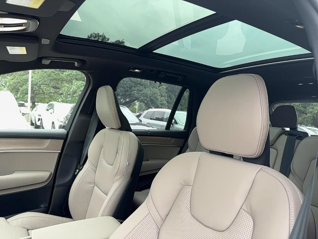 new 2025 Volvo XC90 Plug-In Hybrid car, priced at $82,405