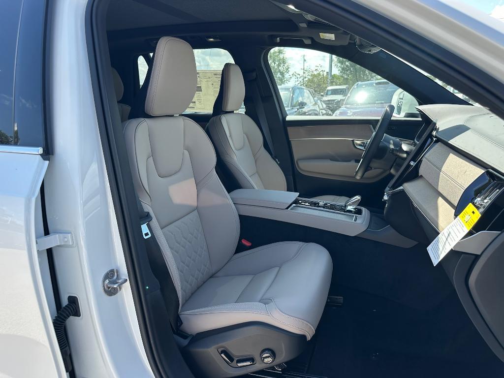 new 2026 Volvo XC90 car, priced at $62,345