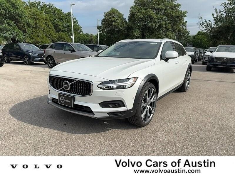 new 2025 Volvo V90 Cross Country car, priced at $68,965