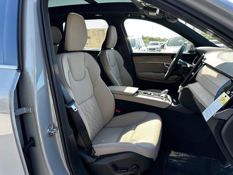 new 2025 Volvo XC90 Plug-In Hybrid car, priced at $78,805