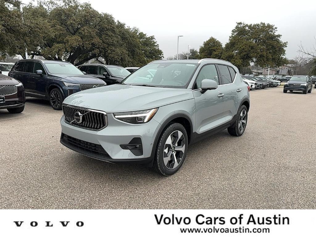 new 2025 Volvo XC40 car, priced at $48,335