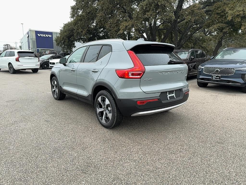 new 2025 Volvo XC40 car, priced at $48,335