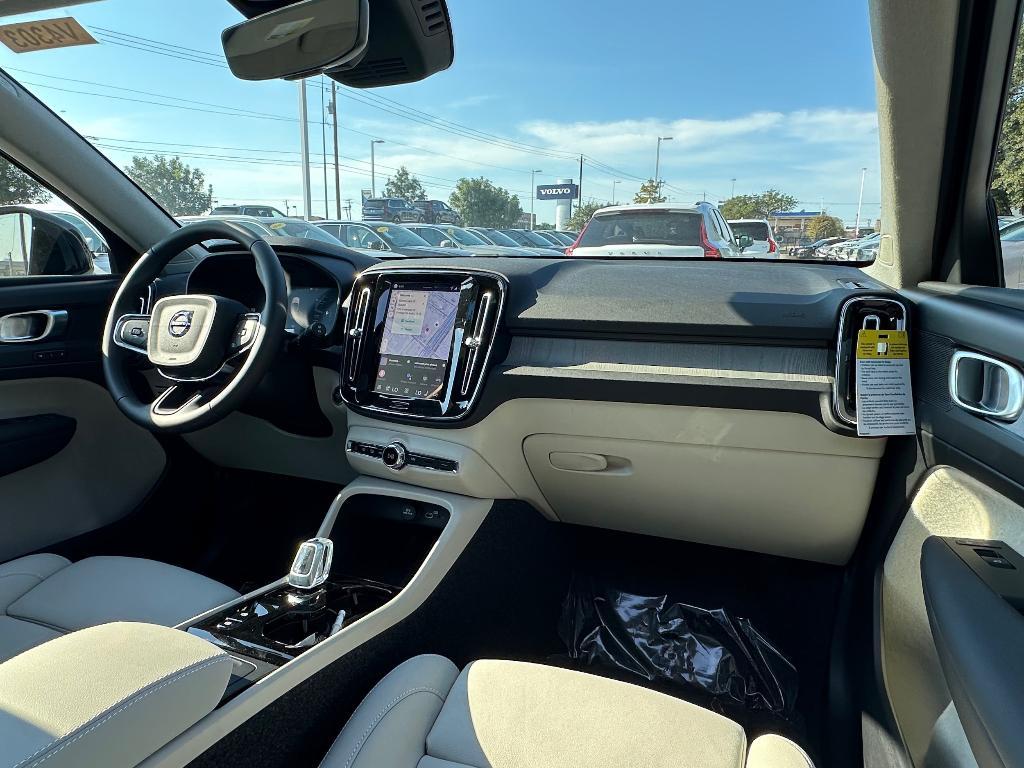 new 2026 Volvo XC40 car, priced at $50,150
