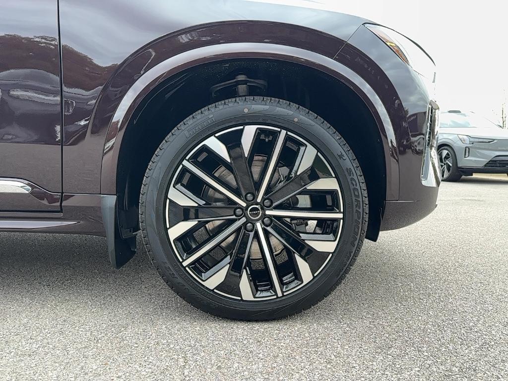 new 2025 Volvo XC90 car, priced at $66,425