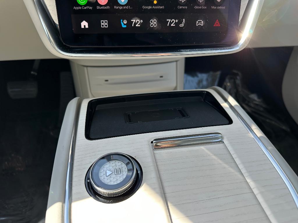 new 2025 Volvo EX90 car, priced at $84,200