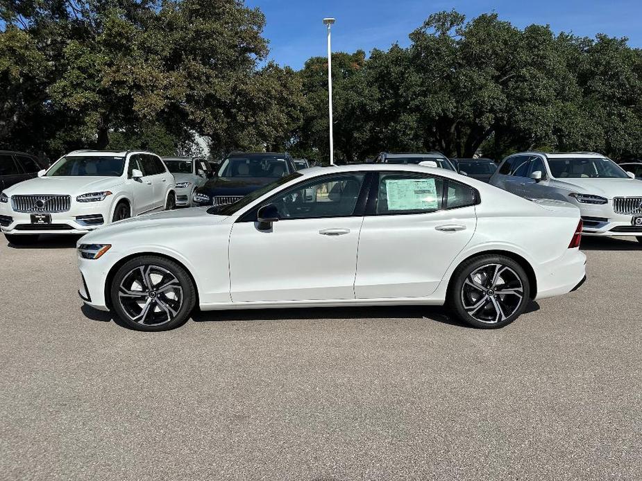 new 2024 Volvo S60 car, priced at $48,195