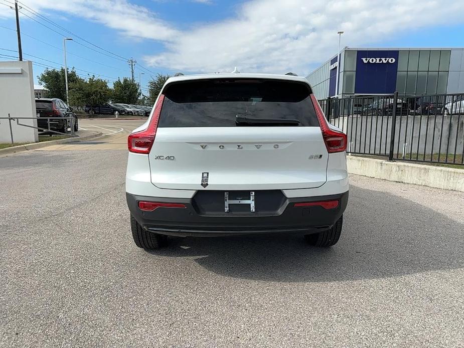 new 2025 Volvo XC40 car, priced at $48,315