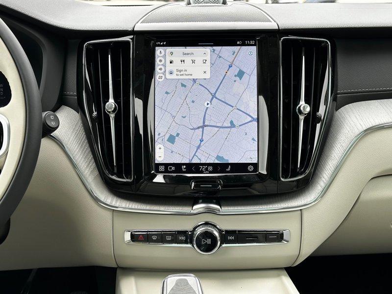 new 2025 Volvo XC60 car, priced at $67,675