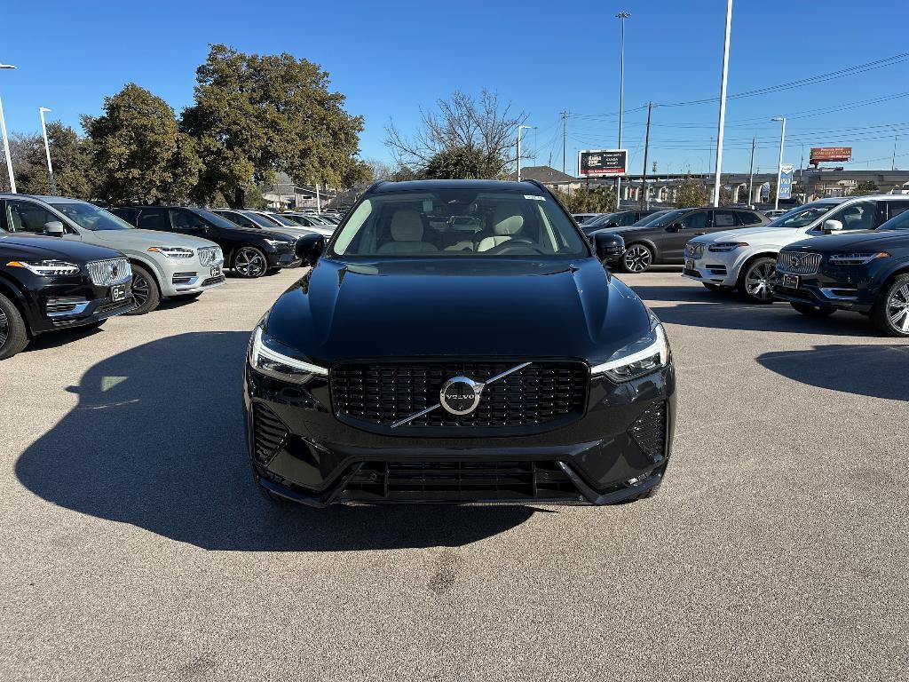 new 2025 Volvo XC60 car, priced at $54,585