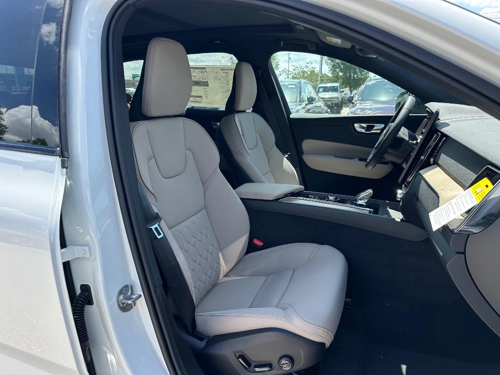 new 2026 Volvo XC60 car, priced at $52,985