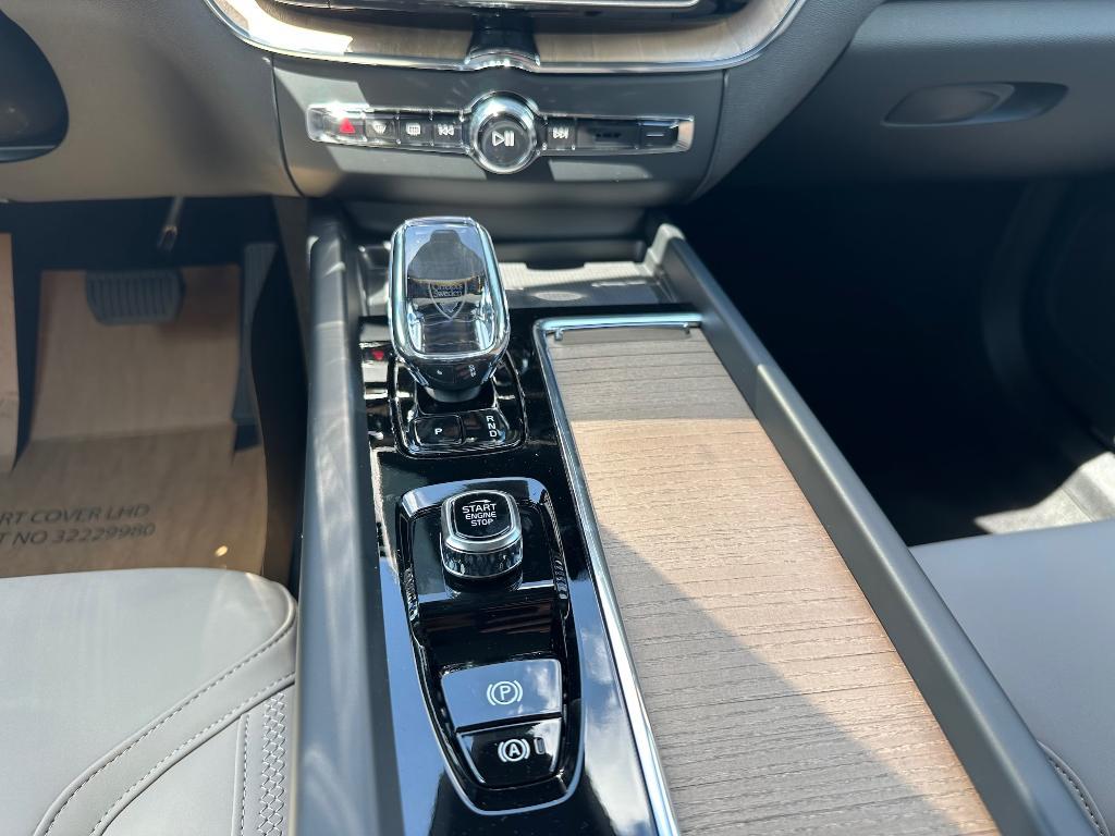 new 2026 Volvo XC60 car, priced at $52,985