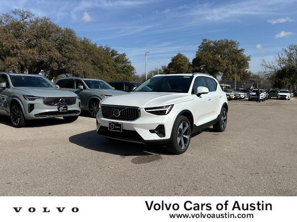 new 2025 Volvo XC40 car, priced at $48,335