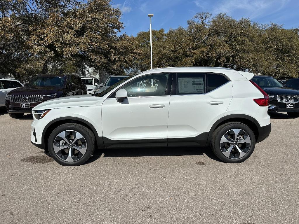new 2025 Volvo XC40 car, priced at $48,335