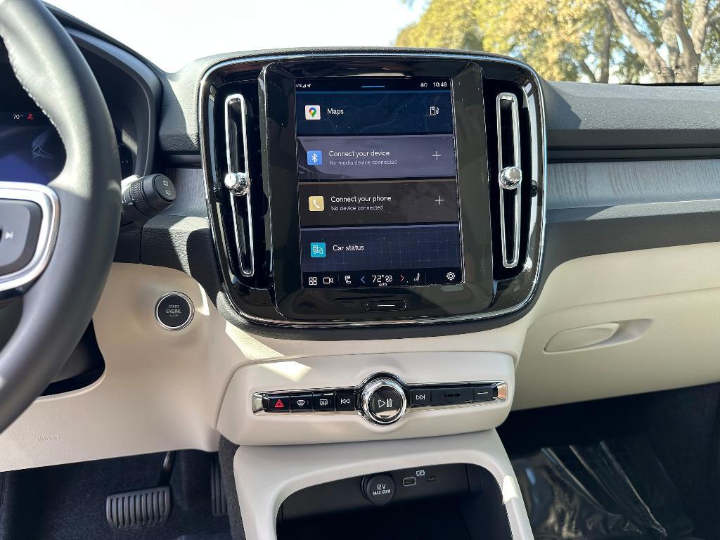 new 2025 Volvo XC40 car, priced at $48,335