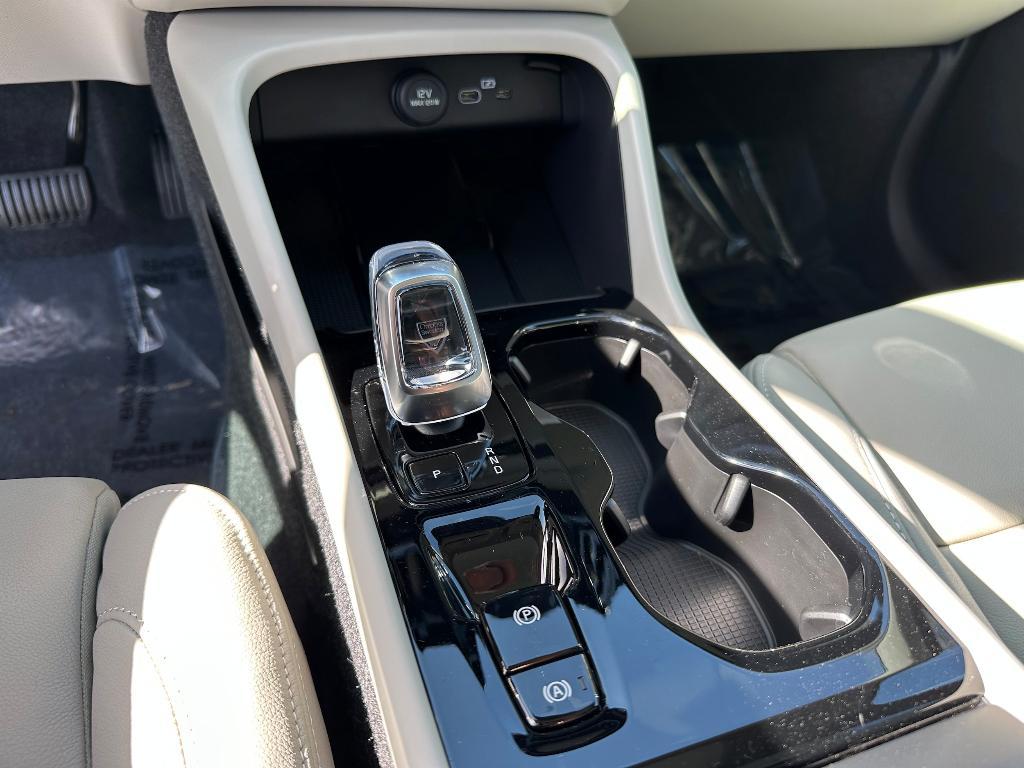 new 2025 Volvo XC40 car, priced at $48,335