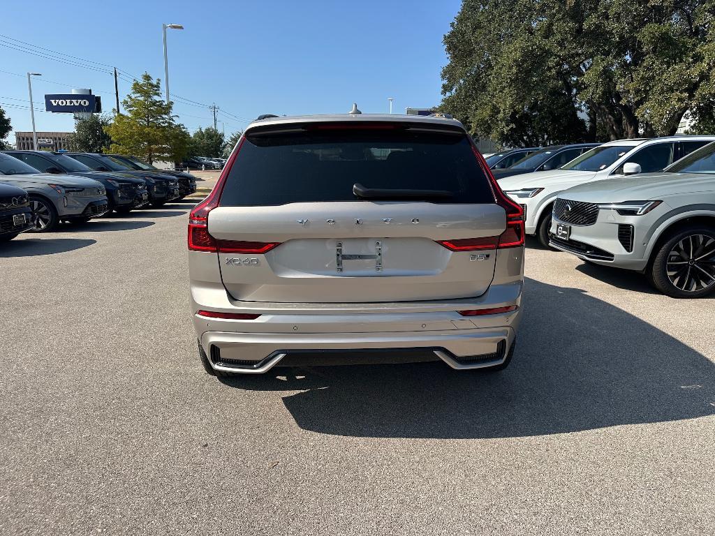 new 2026 Volvo XC60 car, priced at $58,385