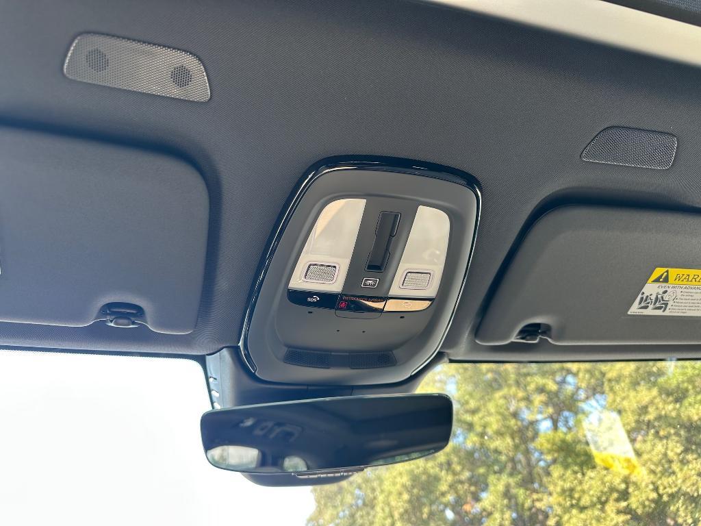 new 2026 Volvo XC60 car, priced at $58,385