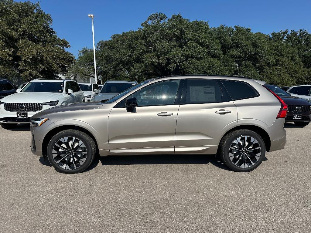 new 2026 Volvo XC60 car, priced at $58,385