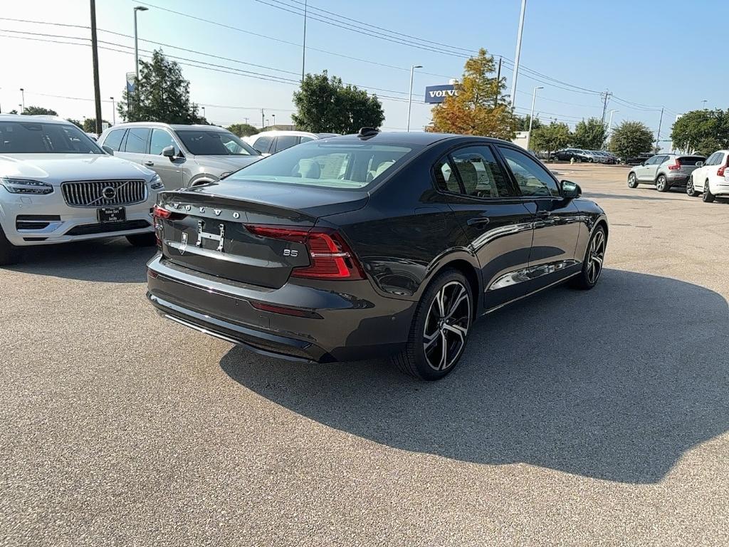 new 2025 Volvo S60 car, priced at $48,015