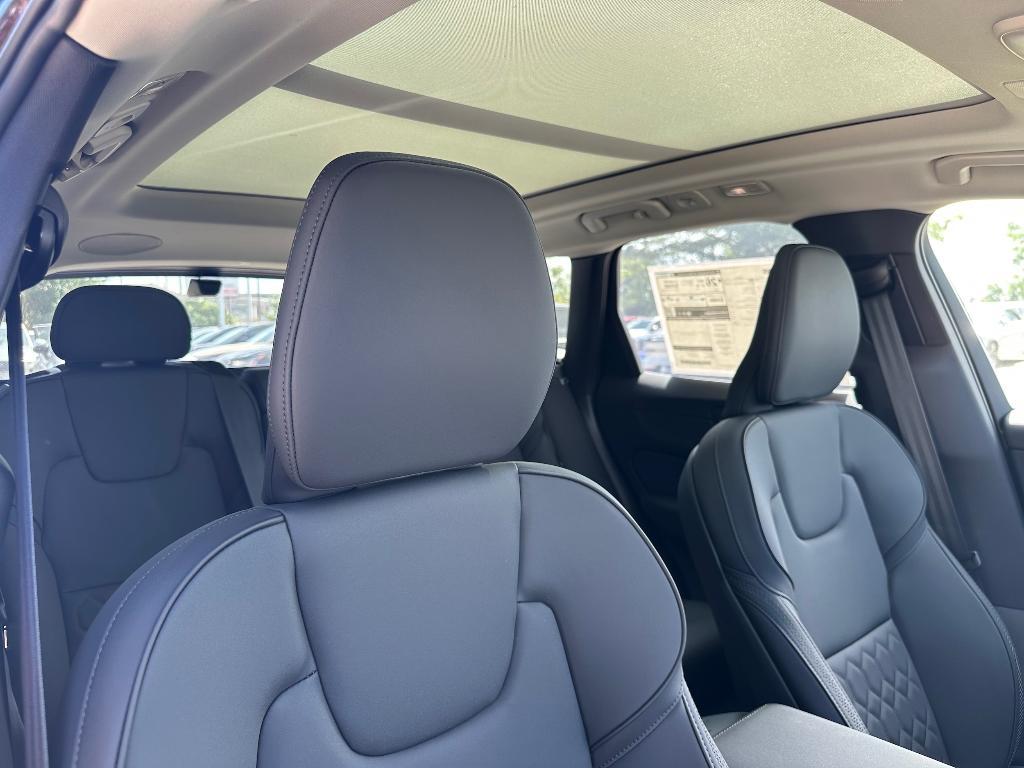 new 2026 Volvo XC60 car, priced at $60,420