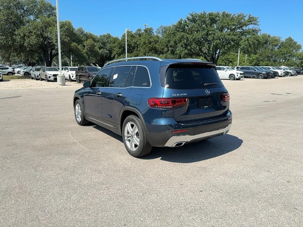 used 2021 Mercedes-Benz GLB 250 car, priced at $26,995