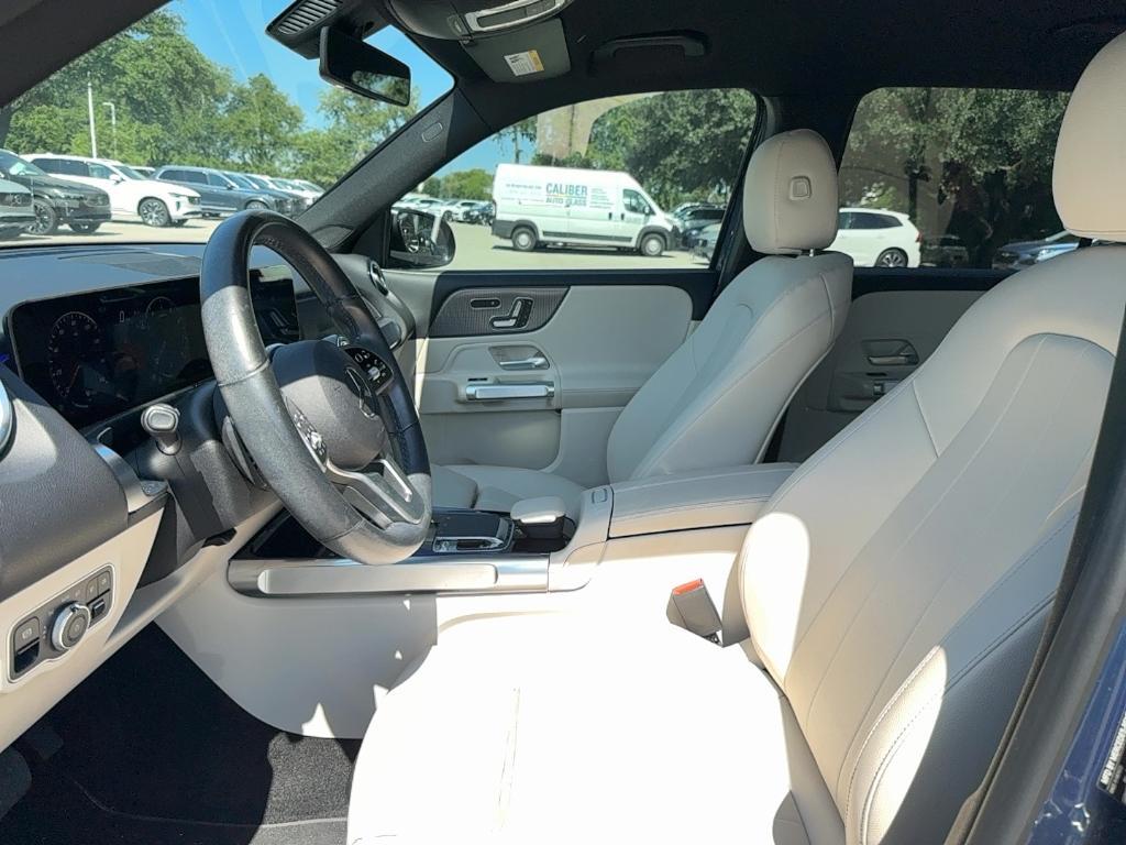 used 2021 Mercedes-Benz GLB 250 car, priced at $26,995