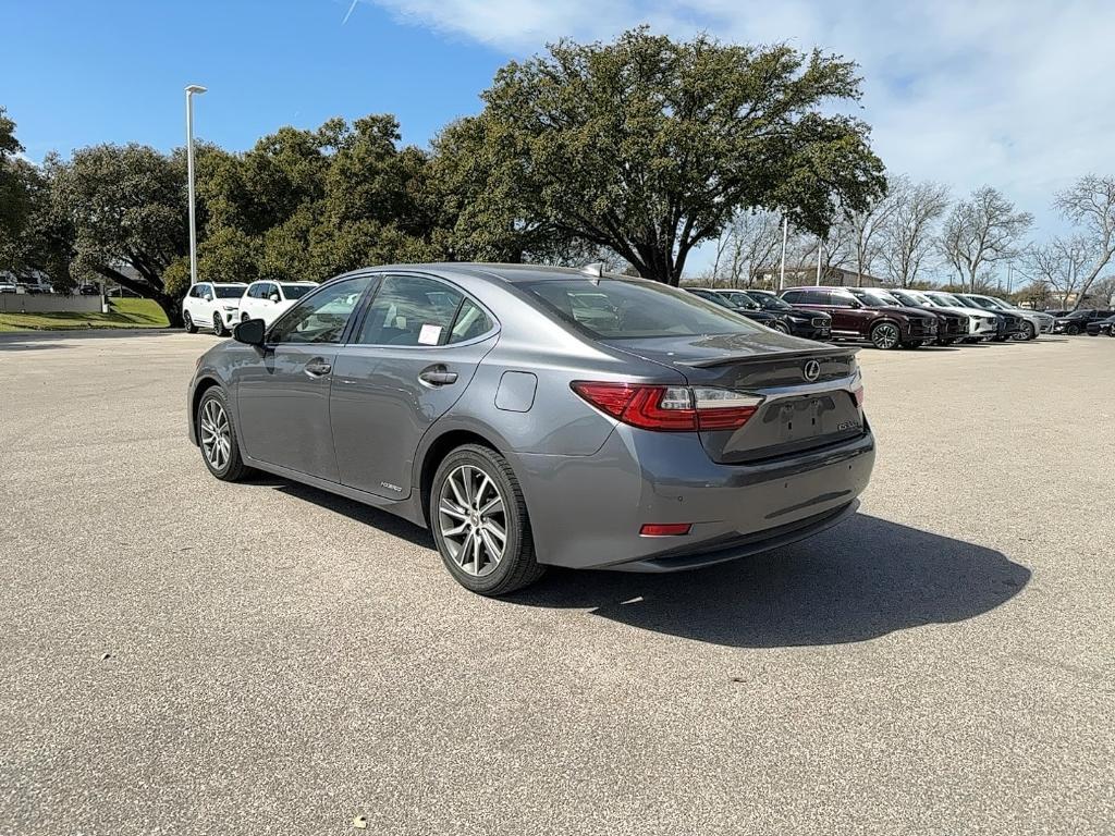 used 2016 Lexus ES 300h car, priced at $19,995