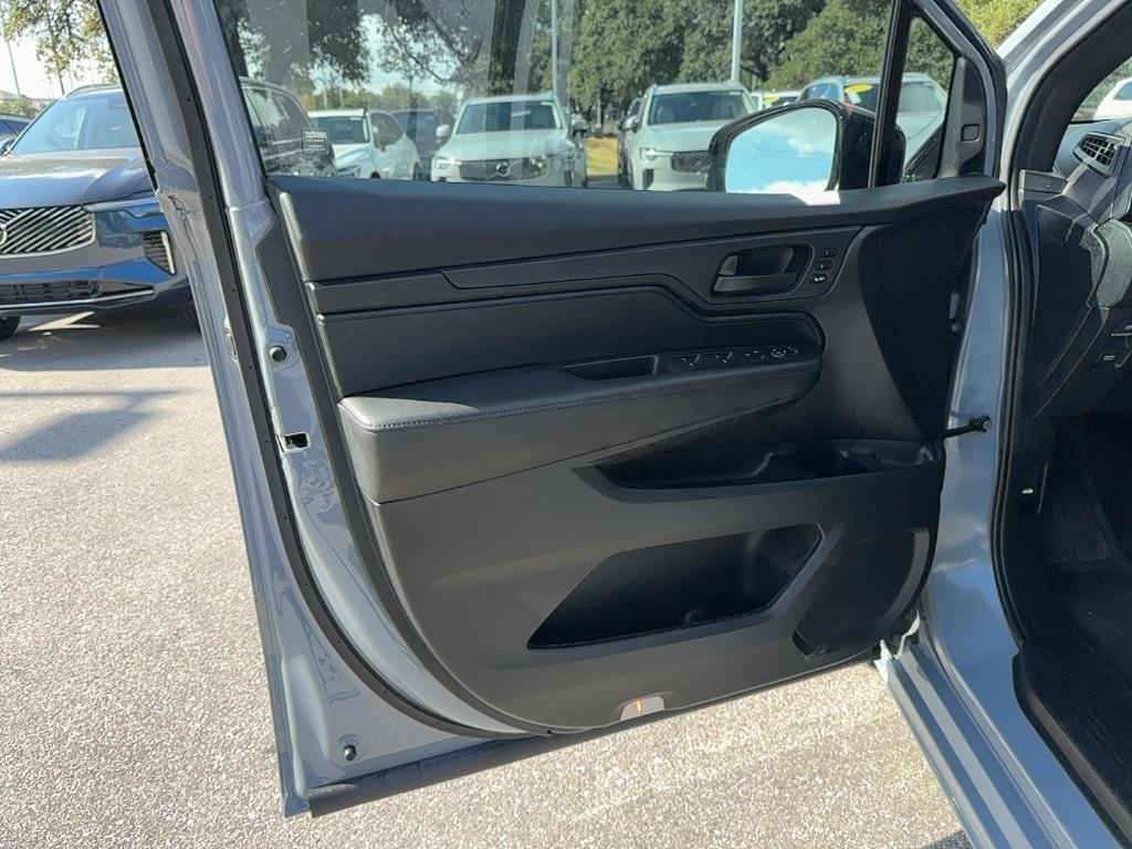 used 2024 Honda Odyssey car, priced at $40,775