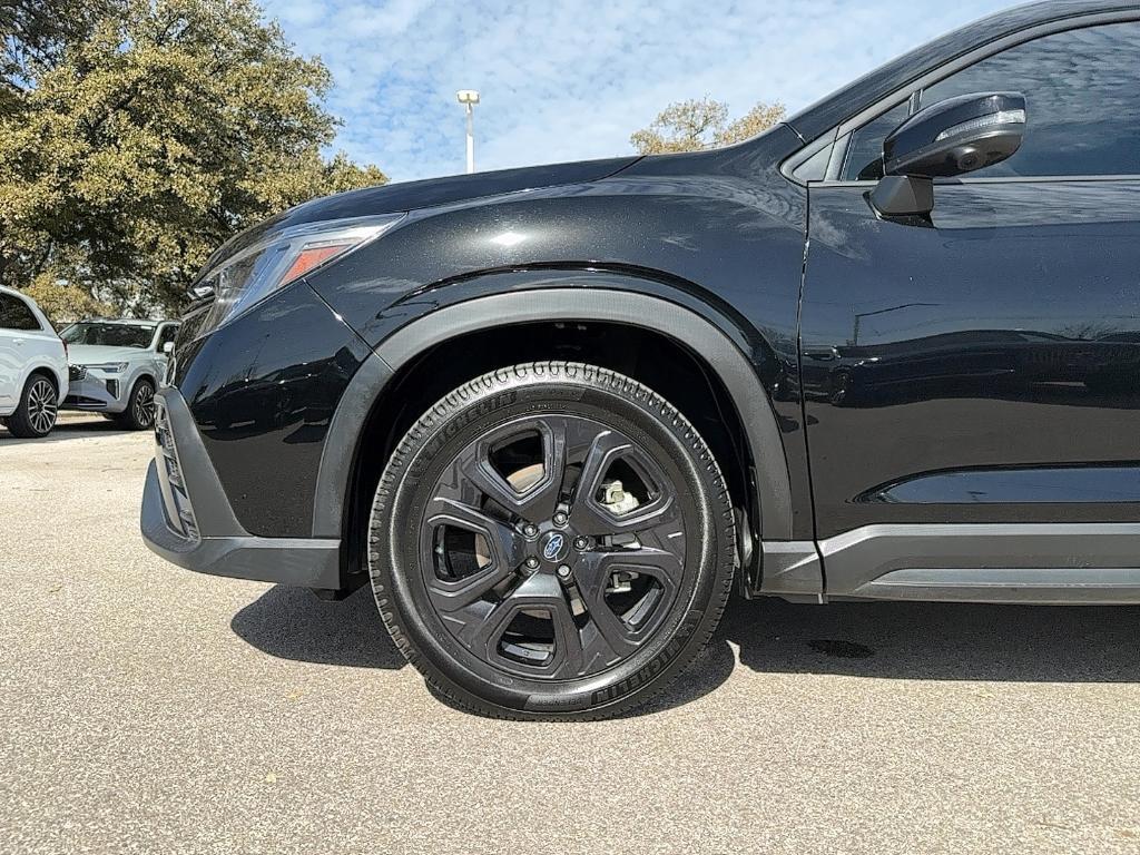 used 2023 Subaru Ascent car, priced at $35,995