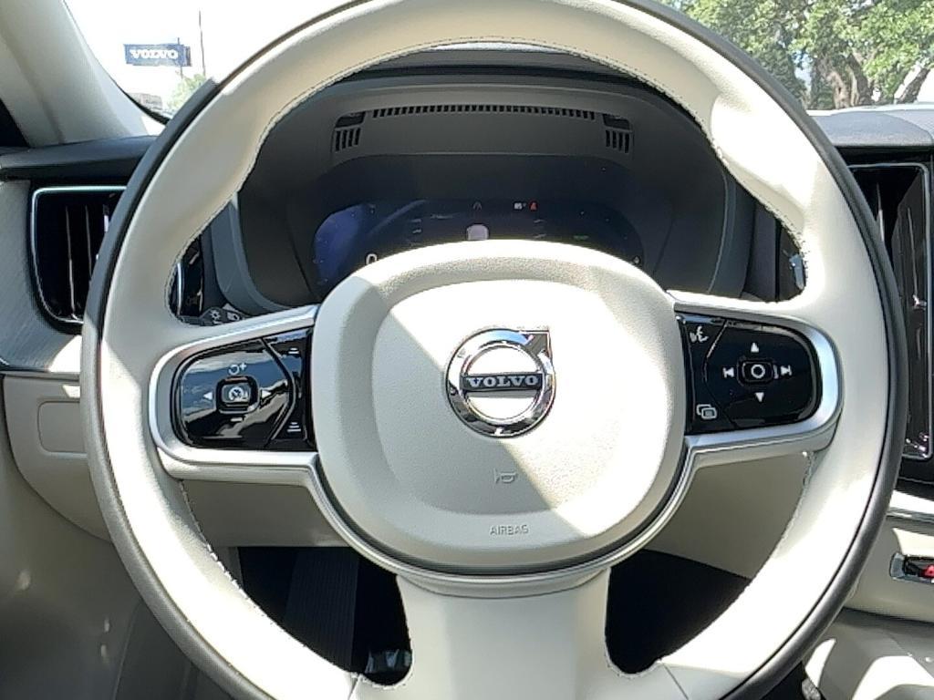 new 2025 Volvo XC60 Plug-In Hybrid car, priced at $66,260