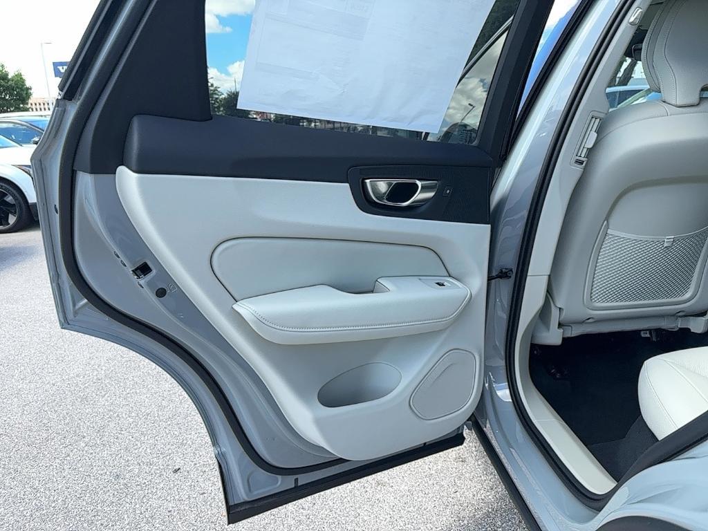 new 2025 Volvo XC60 Plug-In Hybrid car, priced at $66,260