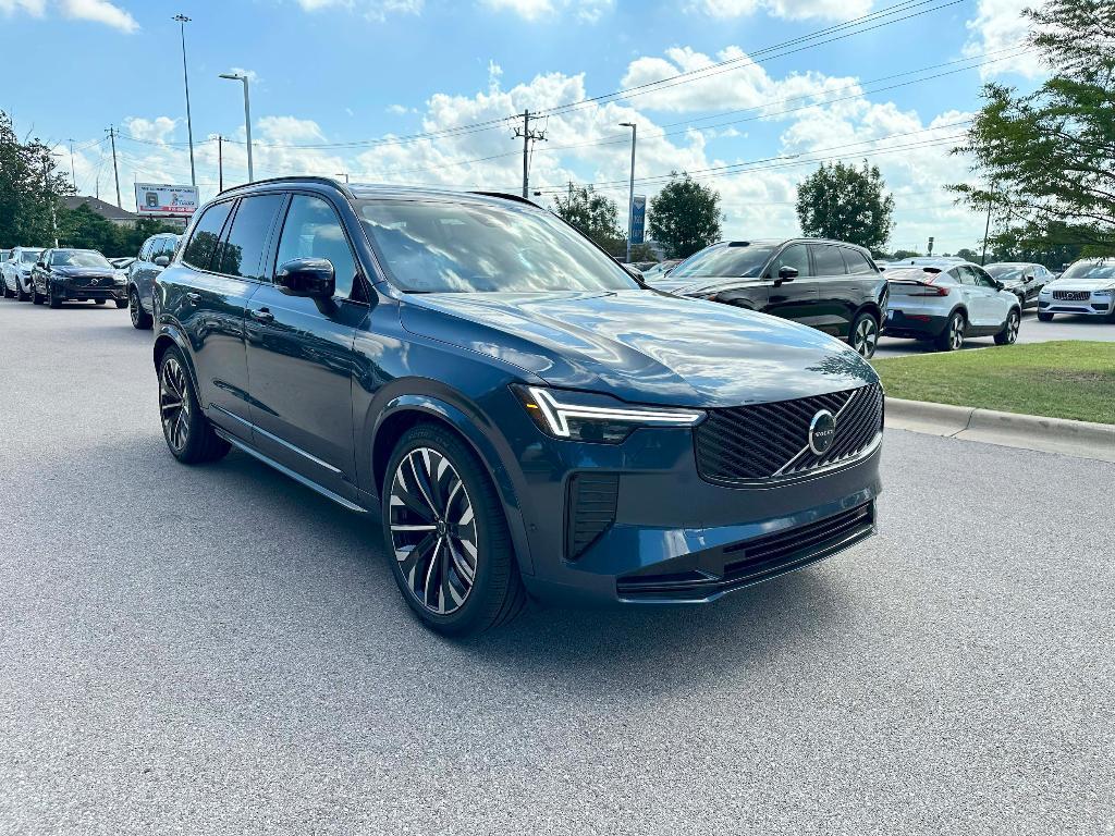 new 2026 Volvo XC90 car, priced at $78,145