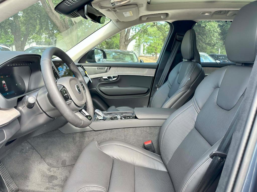 new 2026 Volvo XC90 car, priced at $78,145