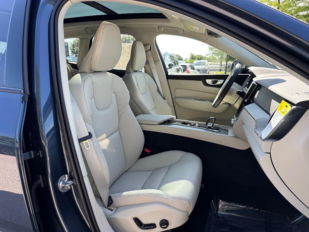 new 2025 Volvo XC60 car, priced at $55,360