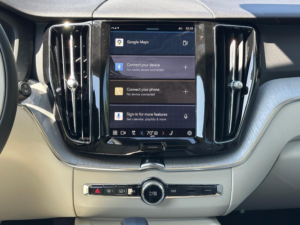 new 2025 Volvo XC60 car, priced at $55,360