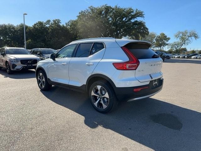 new 2024 Volvo XC40 car, priced at $45,545