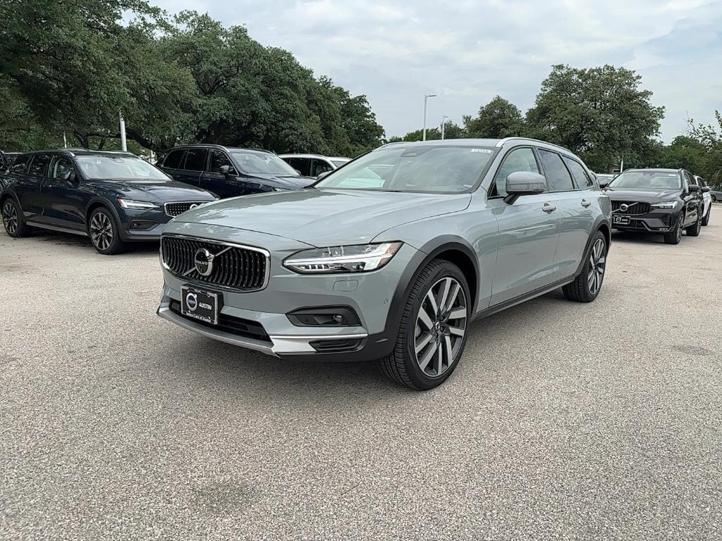 new 2025 Volvo V90 Cross Country car, priced at $64,525