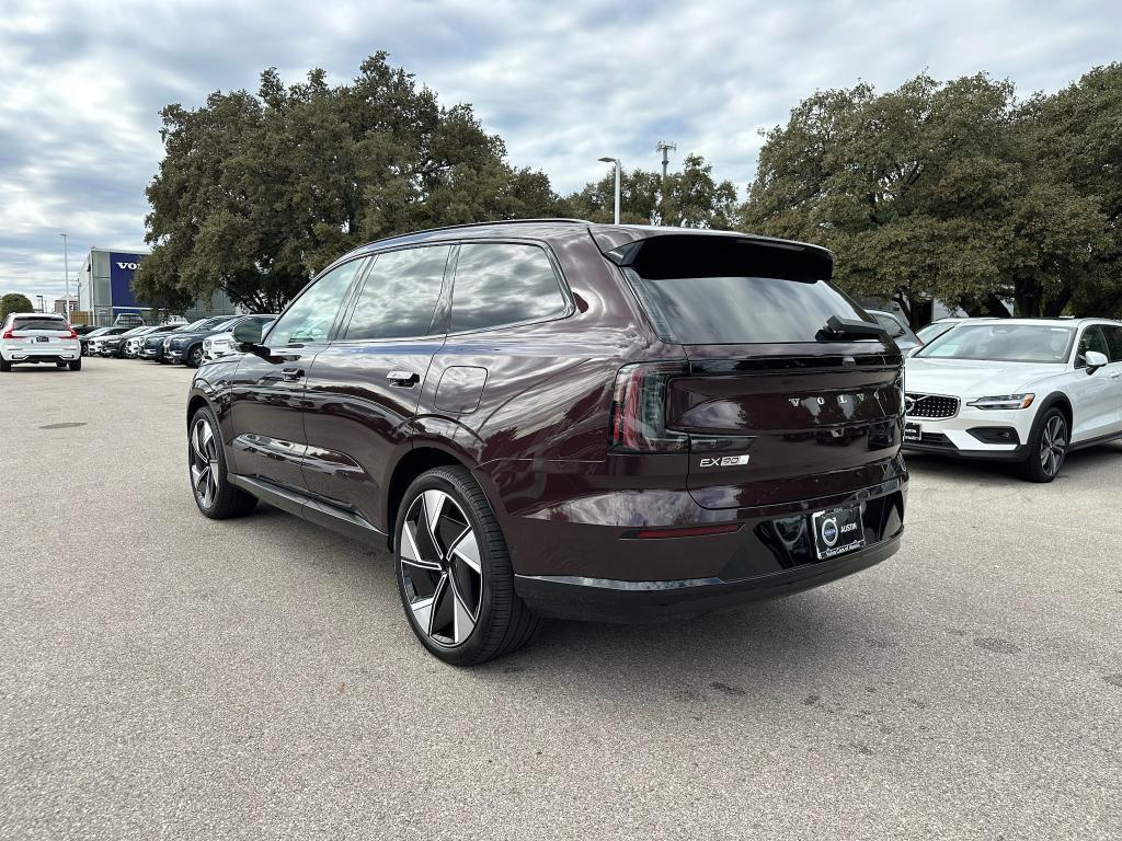 new 2025 Volvo EX90 car, priced at $95,140