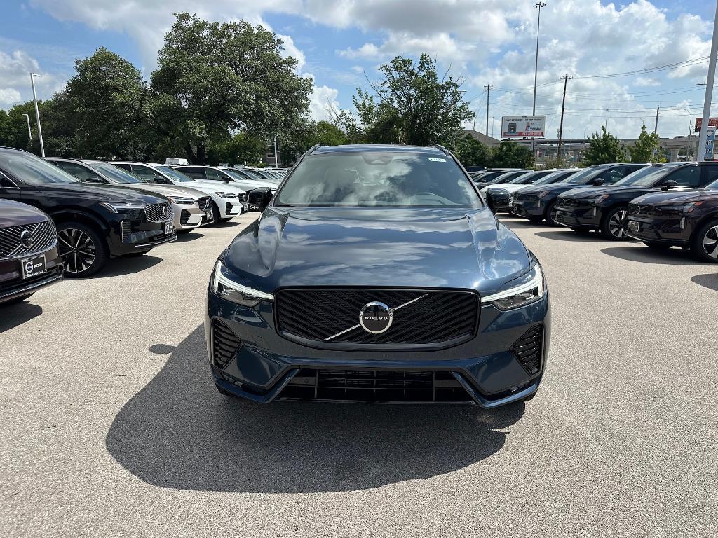 new 2026 Volvo XC60 car, priced at $51,795