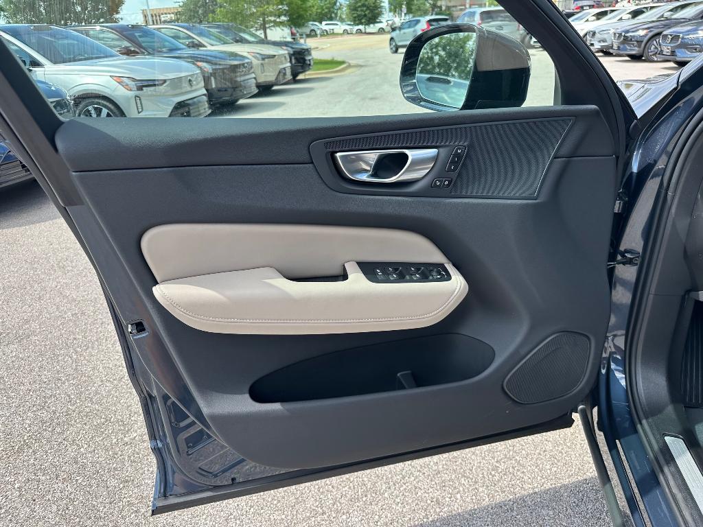 new 2026 Volvo XC60 car, priced at $51,795