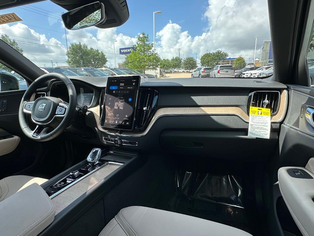 new 2026 Volvo XC60 car, priced at $51,795
