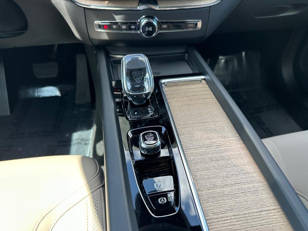 new 2026 Volvo XC60 car, priced at $51,795