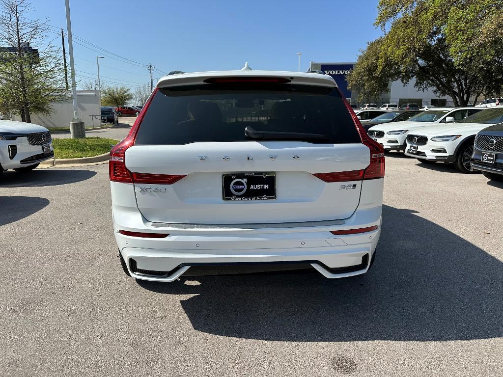 new 2025 Volvo XC60 car, priced at $60,585