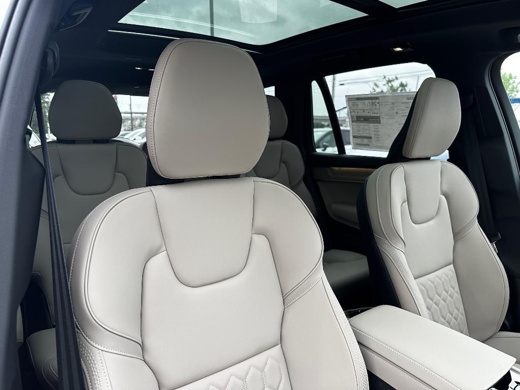 new 2025 Volvo XC90 car, priced at $65,835
