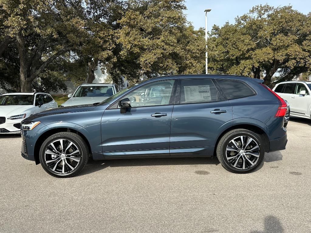 new 2025 Volvo XC60 car, priced at $54,610